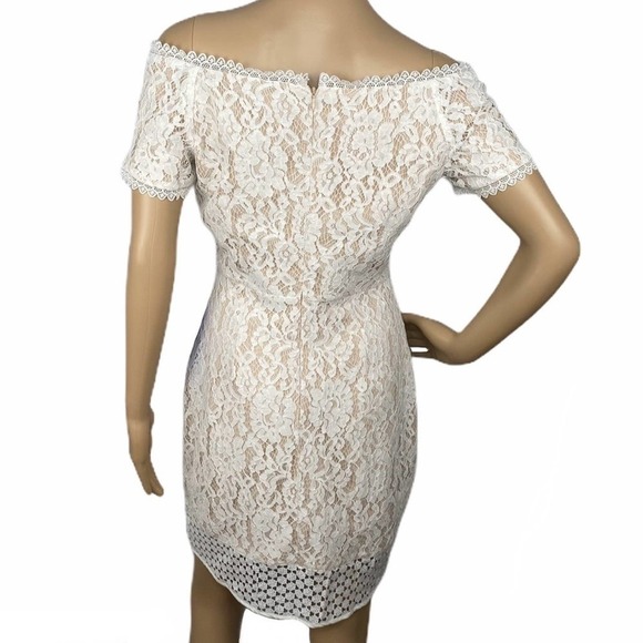 ESLEY White Lace Off Shoulder Dress Size Small - Picture 2 of 7